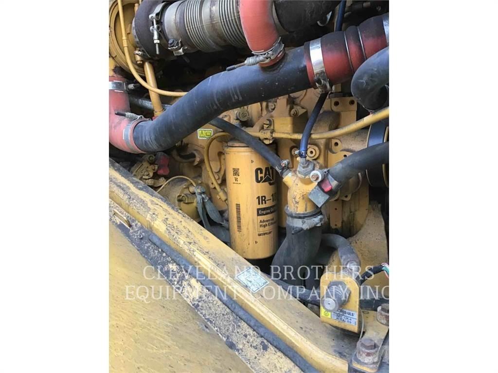 CAT 966M 轮式装载机