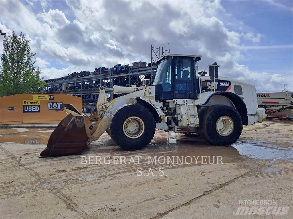 CAT 966M 轮式装载机