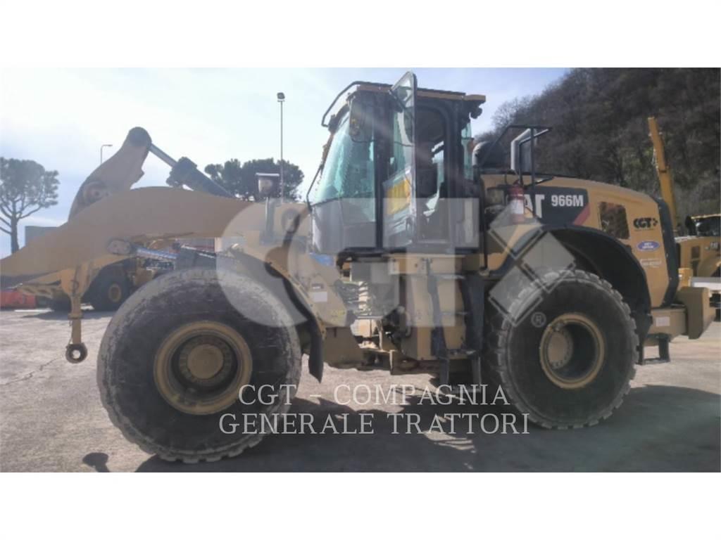 CAT 966M 轮式装载机