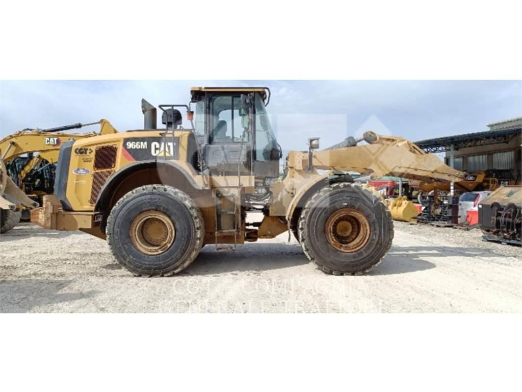 CAT 966M 轮式装载机