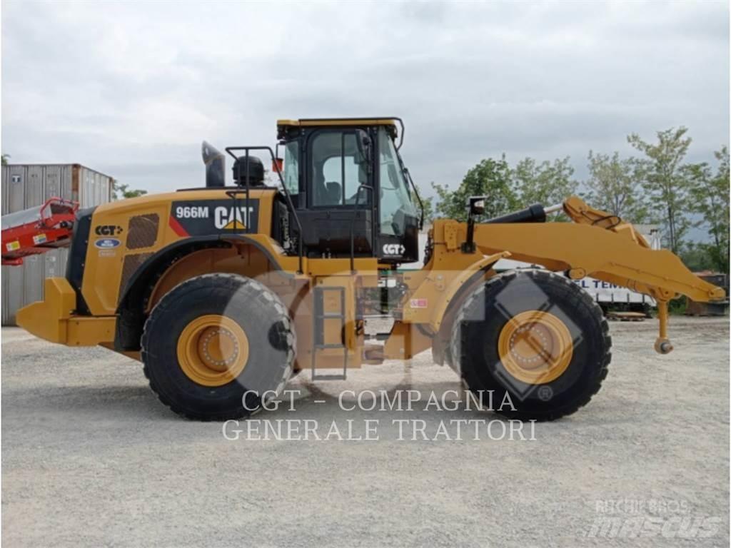 CAT 966M 轮式装载机