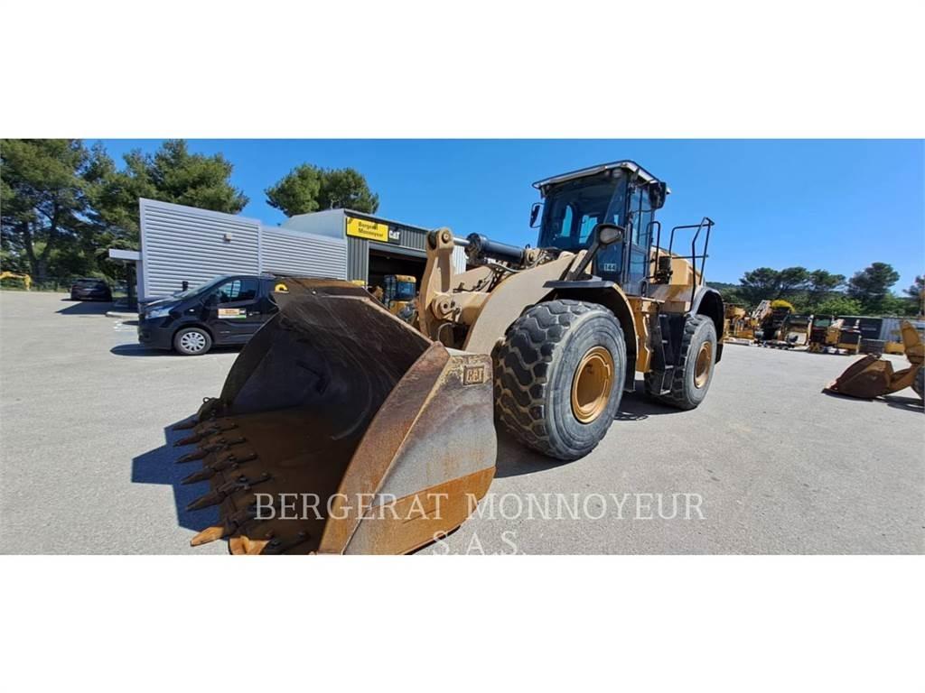CAT 966M 轮式装载机