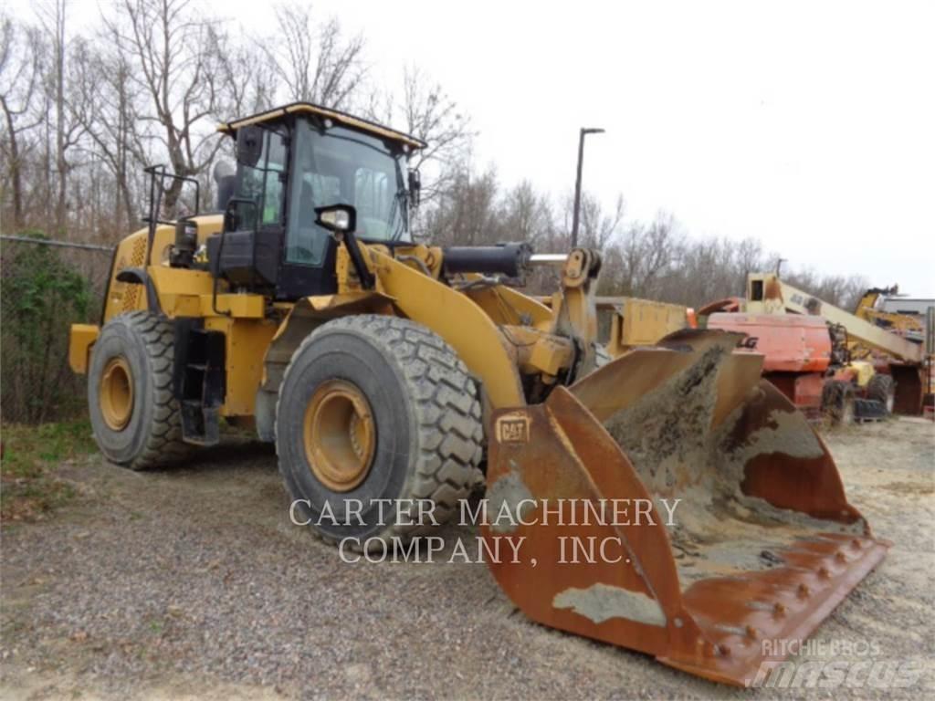 CAT 966M 轮式装载机