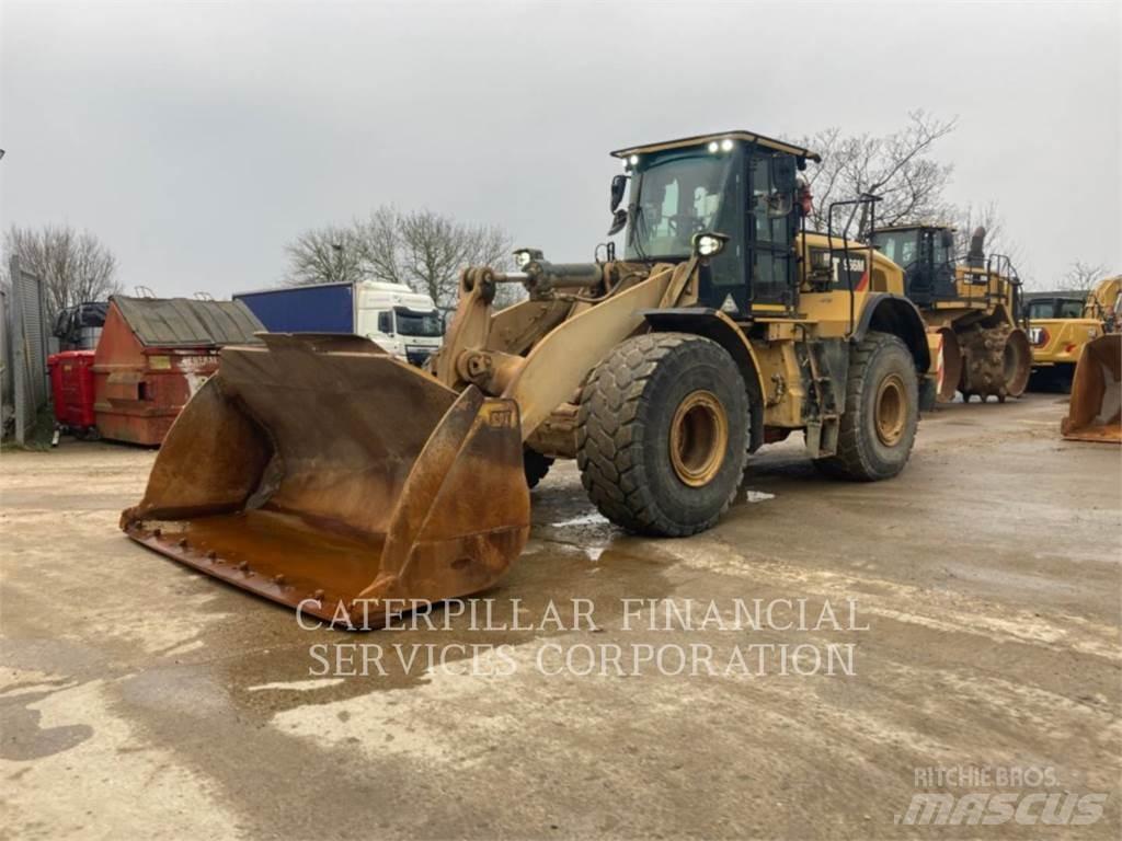 CAT 966M 轮式装载机