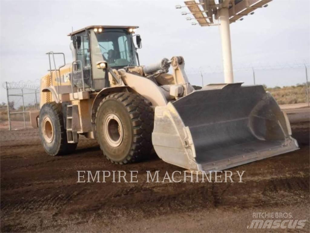 CAT 966M 轮式装载机