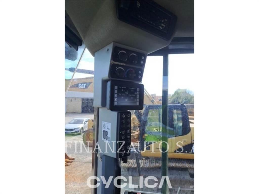 CAT 966M 轮式装载机