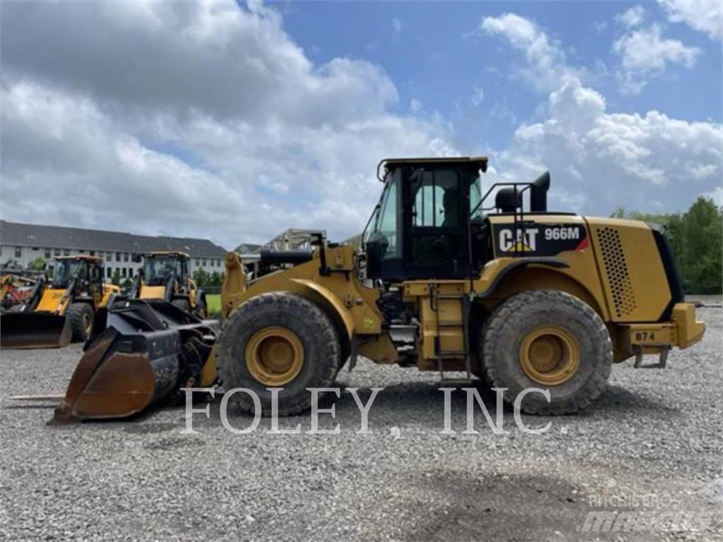 CAT 966M 轮式装载机
