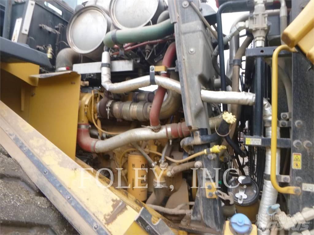 CAT 966M 轮式装载机