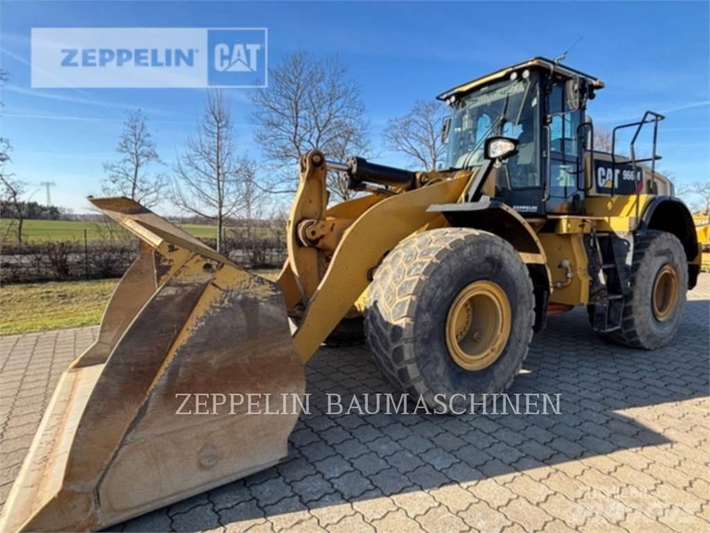 CAT 966M 轮式装载机