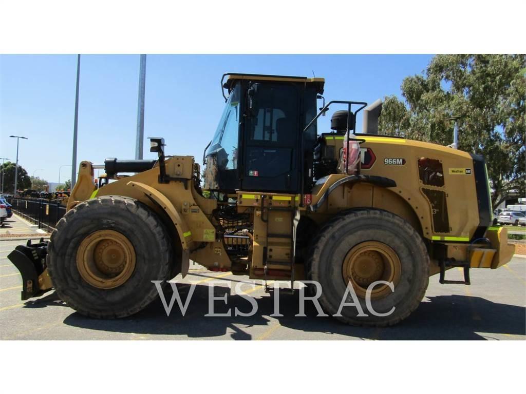 CAT 966M 轮式装载机