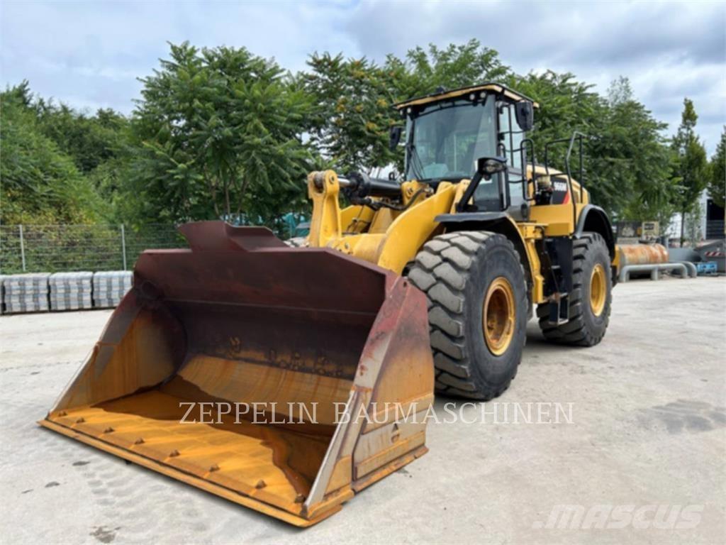 CAT 966M 轮式装载机