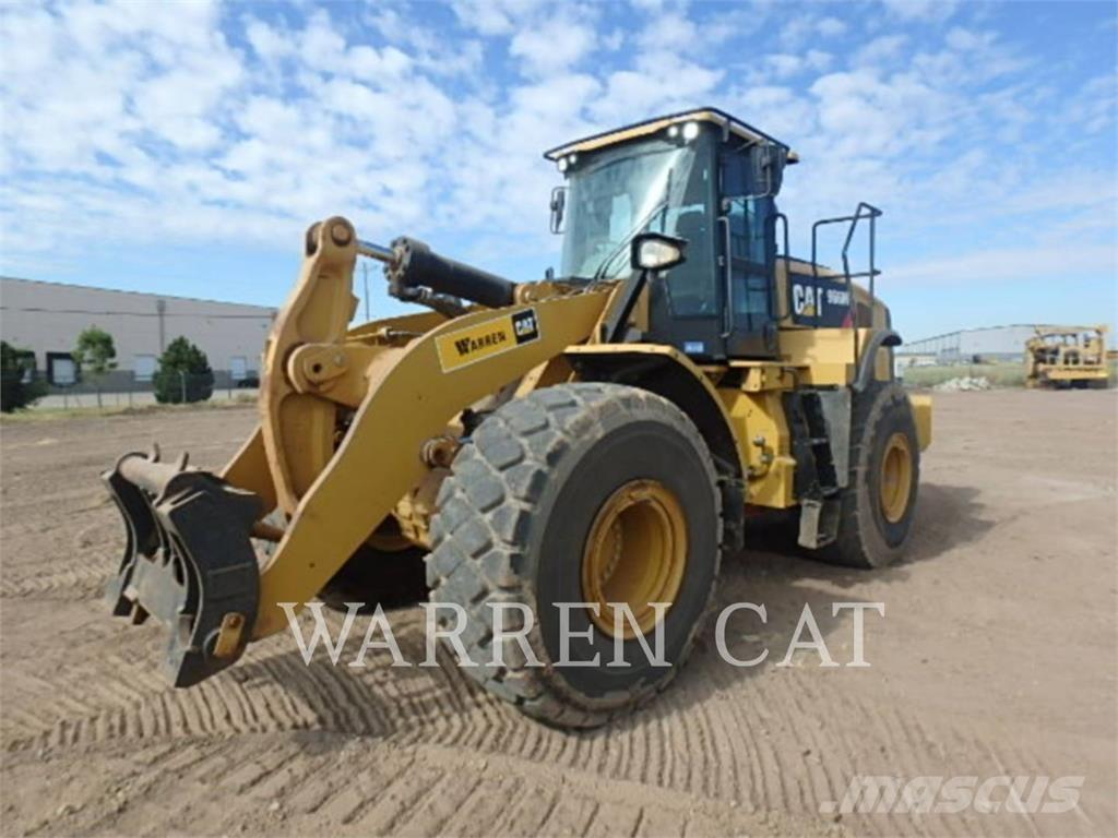 CAT 966M 轮式装载机