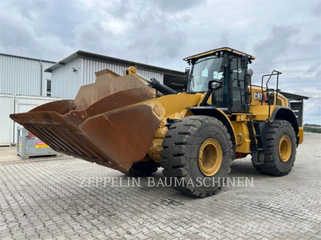 CAT 966M 轮式装载机
