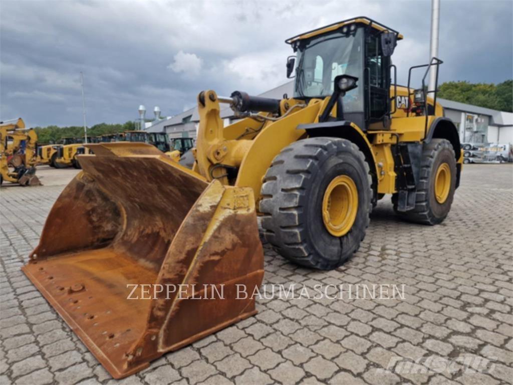 CAT 966M 轮式装载机