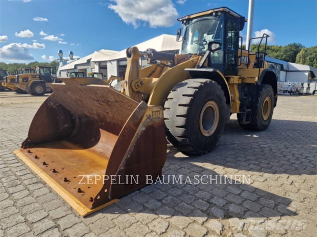 CAT 966M 轮式装载机