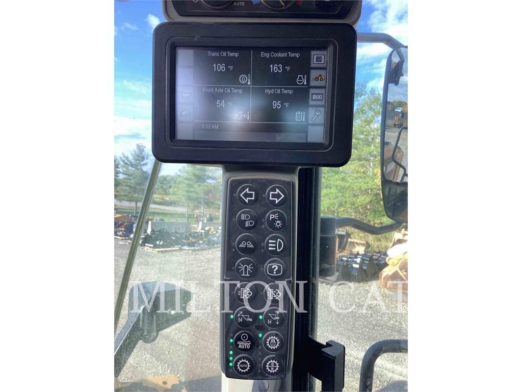 CAT 966M 轮式装载机