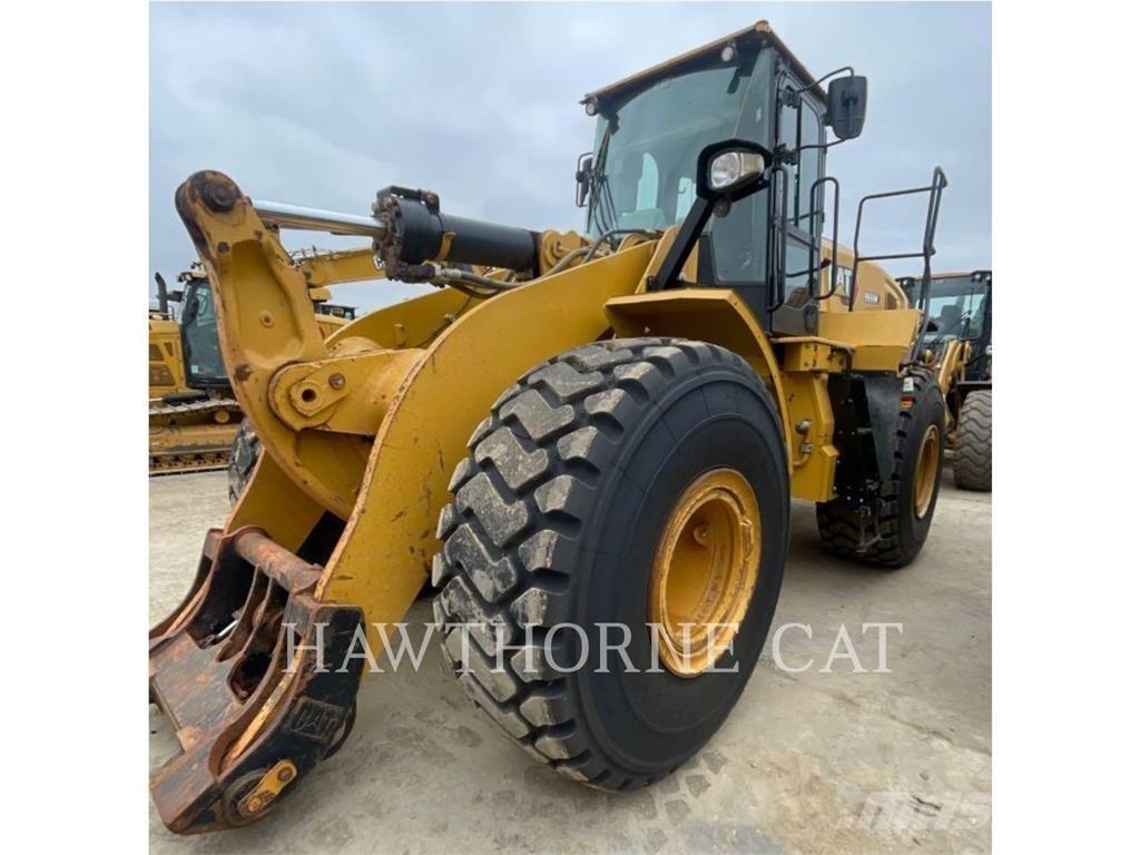 CAT 966M 轮式装载机