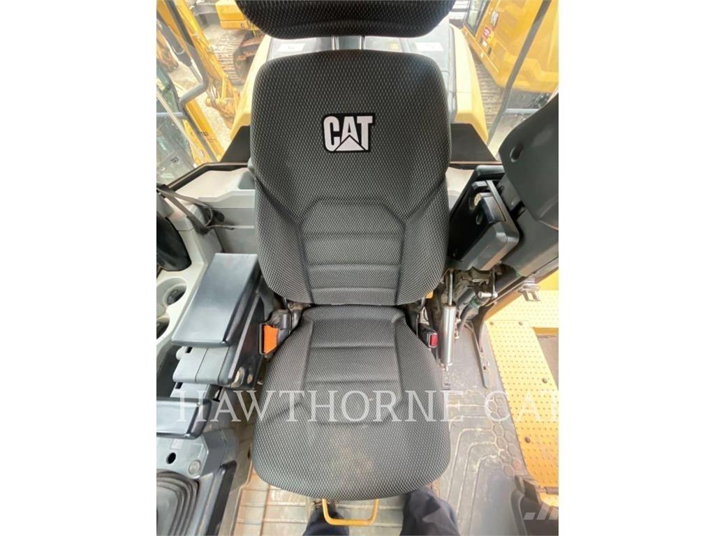 CAT 966M 轮式装载机