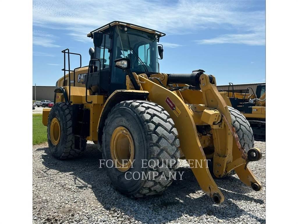 CAT 966M 轮式装载机