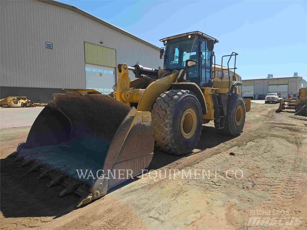 CAT 966M 轮式装载机
