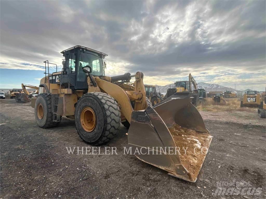 CAT 966M QC 3V 轮式装载机
