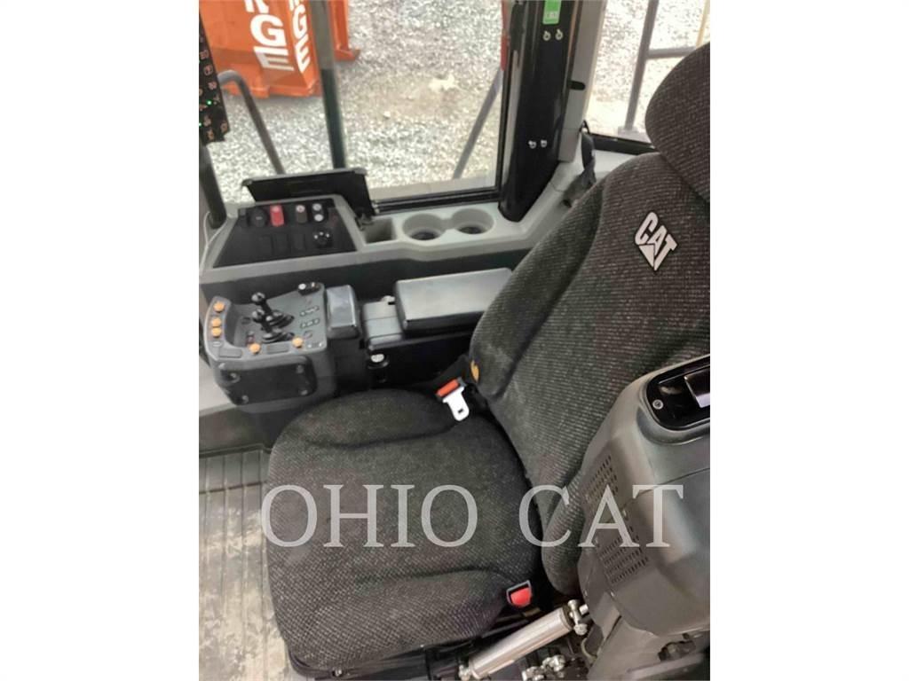 CAT 966M XE 轮式装载机