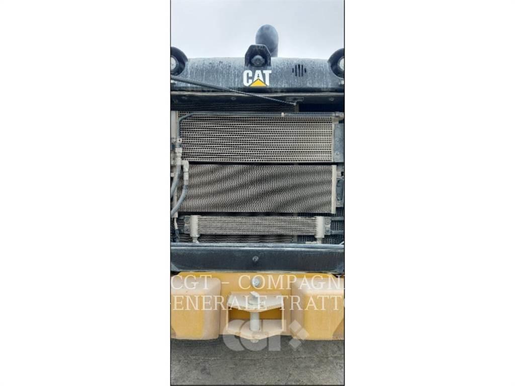 CAT 966M XE 轮式装载机