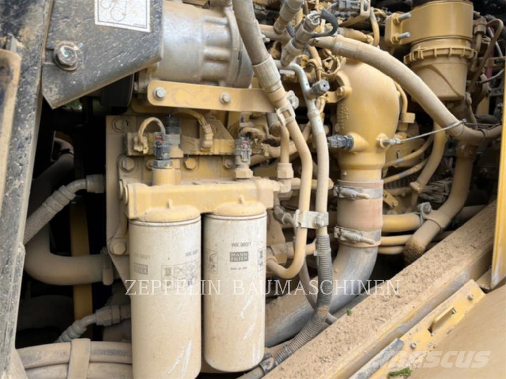 CAT 966MXE 轮式装载机