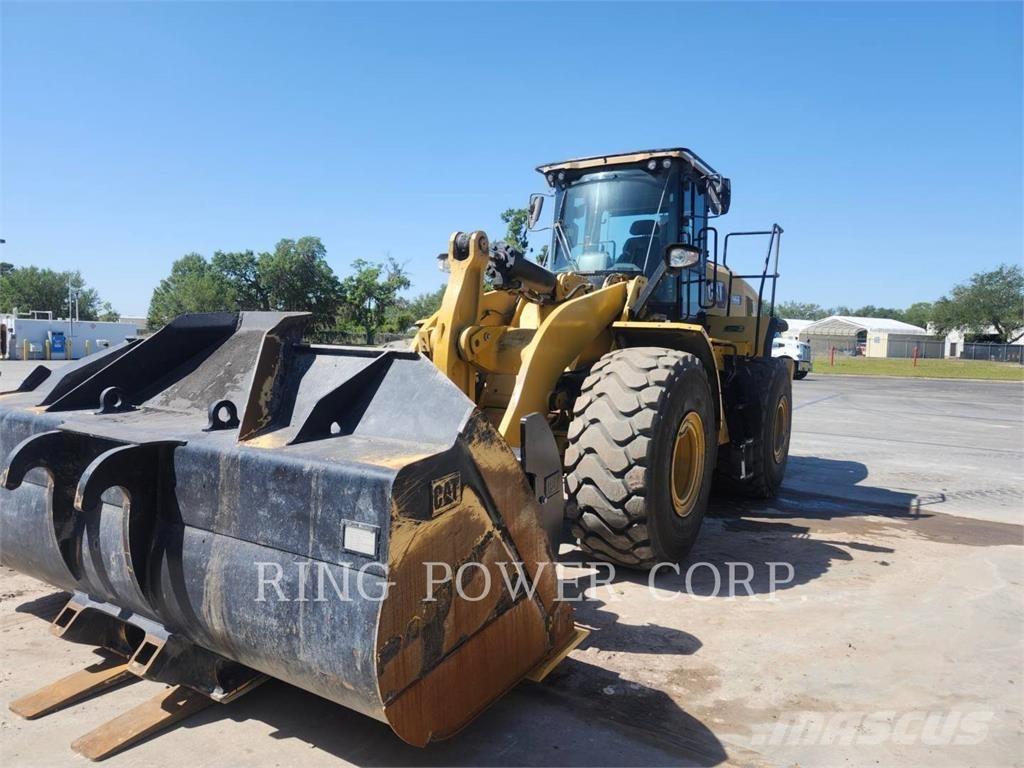 CAT 966QC 轮式装载机