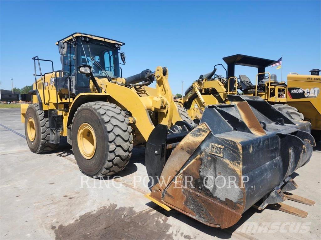 CAT 966QC 轮式装载机