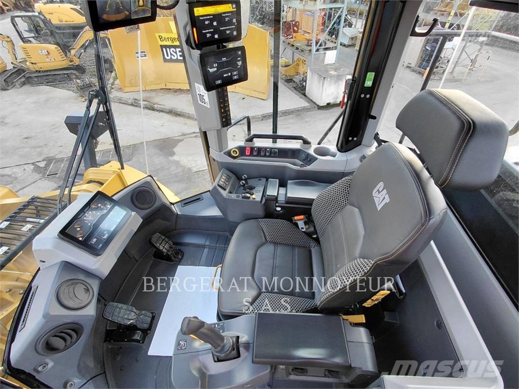 CAT 972 XE 轮式装载机