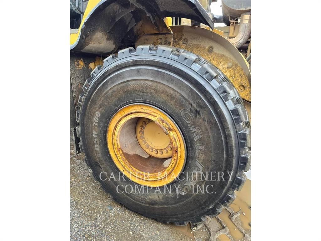 CAT 972H 轮式装载机