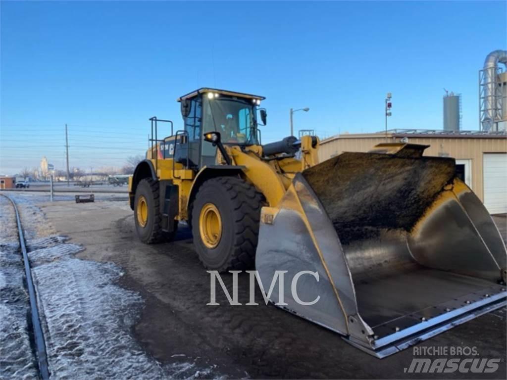 CAT 972M 轮式装载机