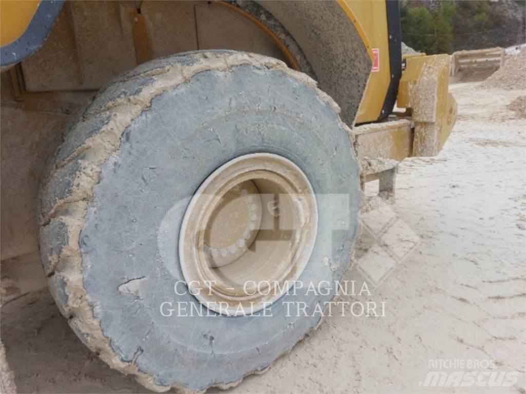 CAT 972M 轮式装载机