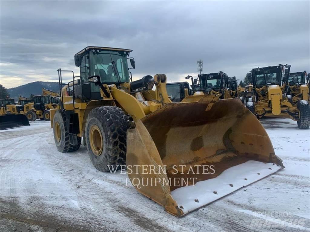 CAT 972M 轮式装载机