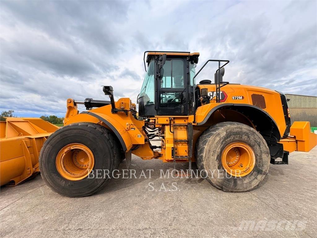 CAT 972M 轮式装载机