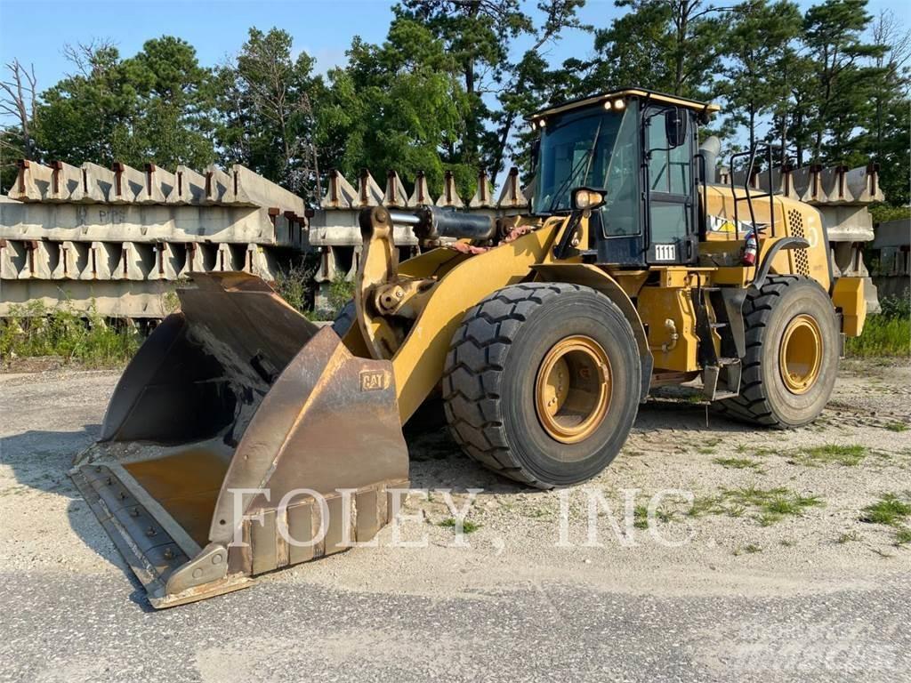 CAT 972M 轮式装载机