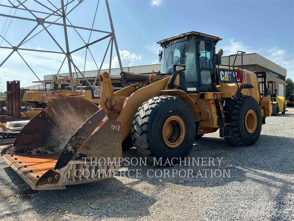 CAT 972M 轮式装载机