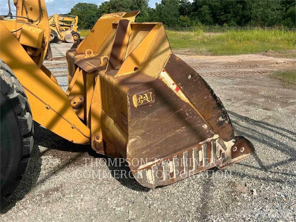 CAT 972M 轮式装载机