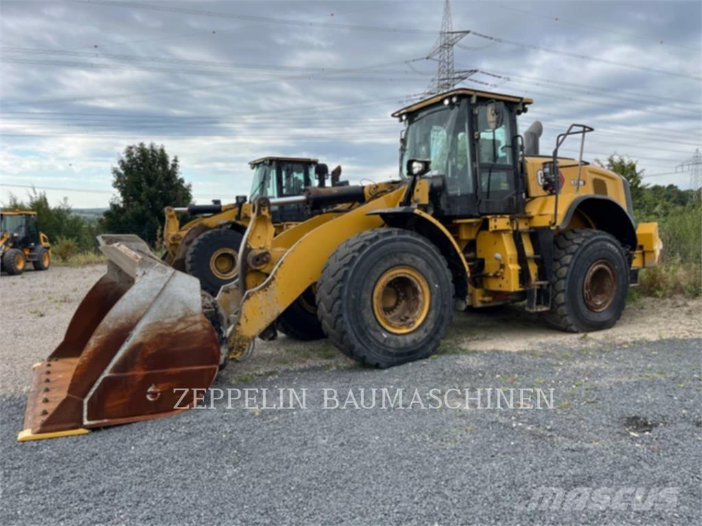 CAT 972M 轮式装载机