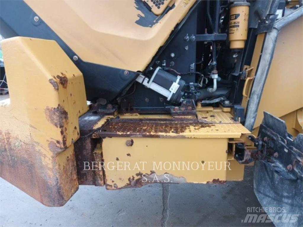 CAT 972M XE 轮式装载机