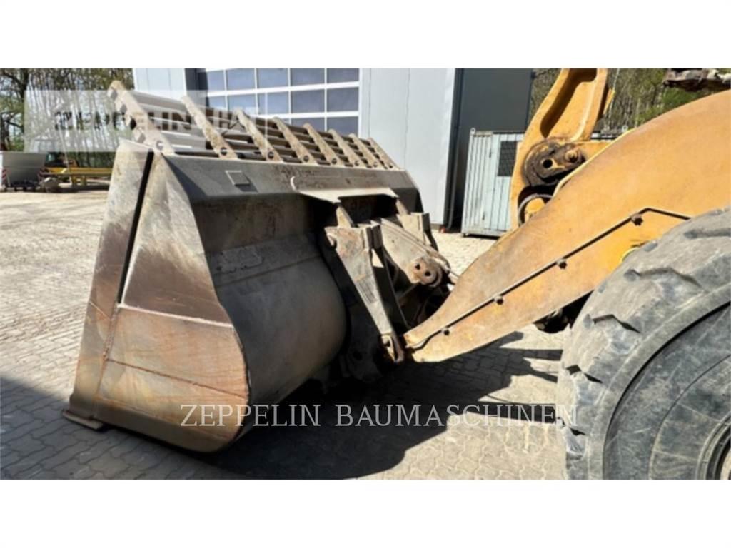 CAT 972MXE 轮式装载机