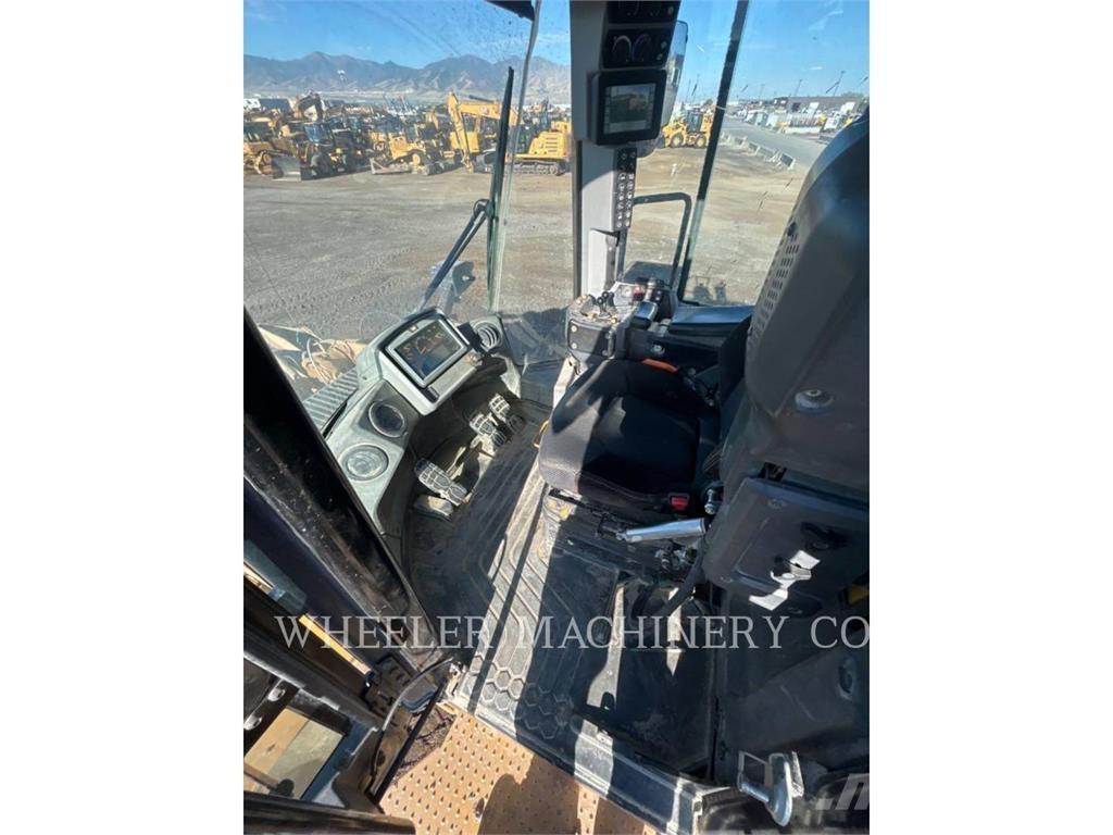 CAT 980M 轮式装载机