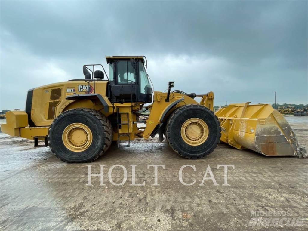 CAT 982 轮式装载机
