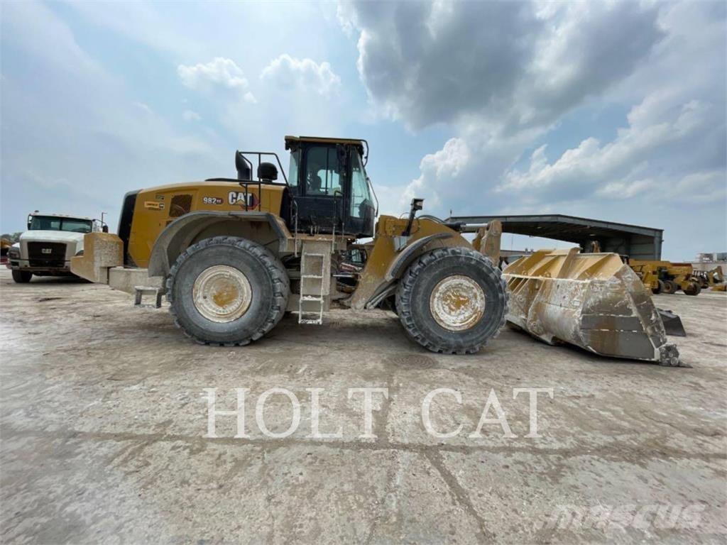 CAT 982 XE 轮式装载机