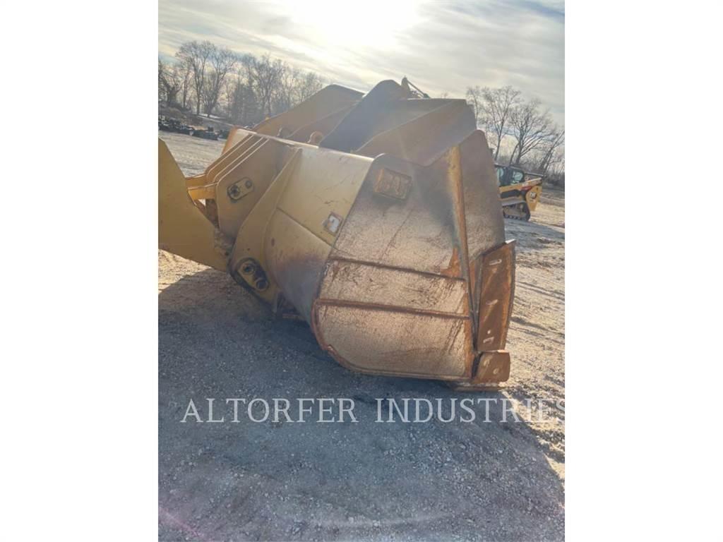 CAT 982M 轮式装载机