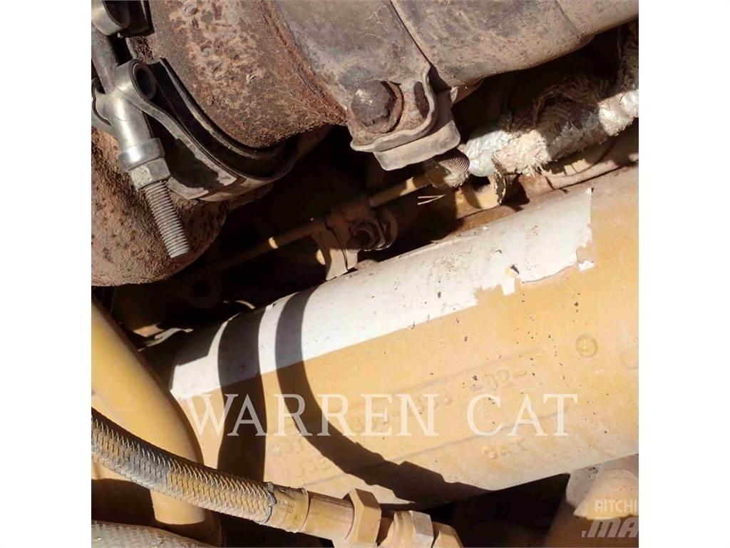CAT 982M 轮式装载机
