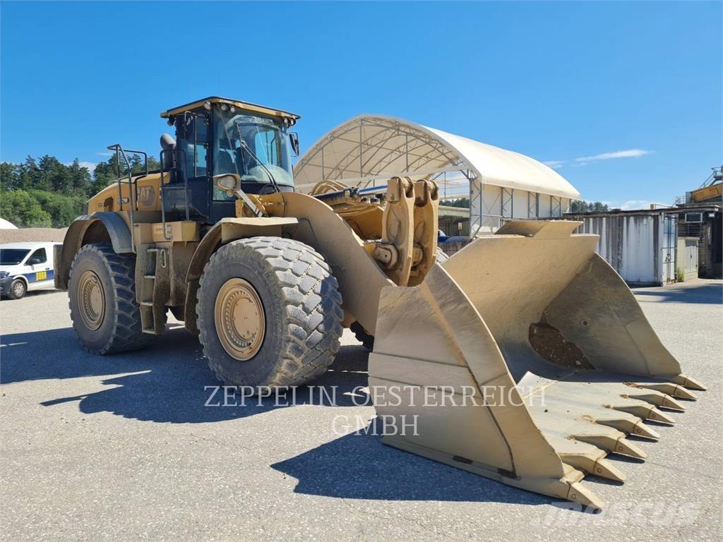 CAT 982M 轮式装载机