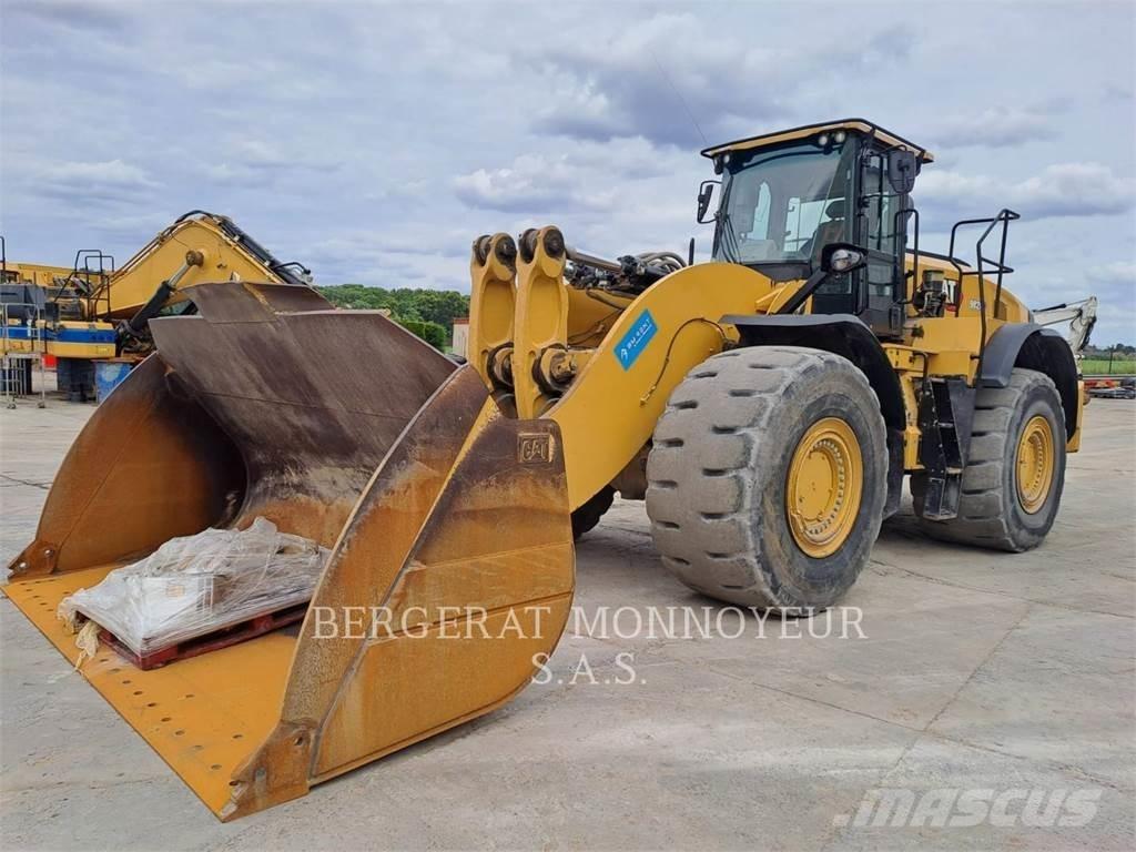 CAT 982M 轮式装载机