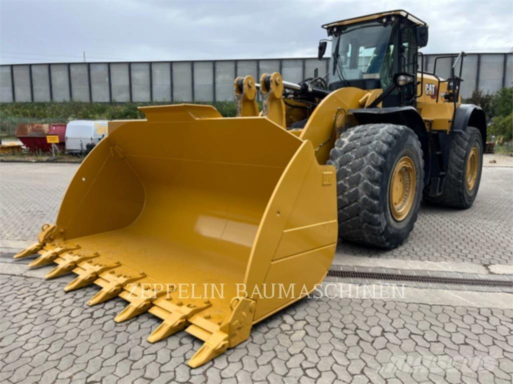 CAT 982M 轮式装载机